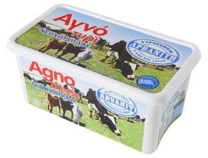 Αγνό τυρί τάπερ 2 kg σε μερίδες